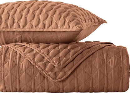 WDCOZY Burnt Orange Quilts Queen Size Bedding Sets with 2 Pillow Shams, Red Lightweight Soft Bedspread Coverlet, Quilted Blanket Thin Comforter Bed Cover for All Season, 3 Pieces, 90x90 inches