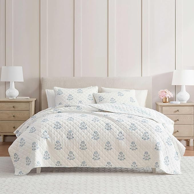 Martha Stewart - King Quilt Set, 100% Cotton Reversible Bedding Set, Incredibly Soft Feel for Year Round Comfort, 3 Piece Bed Set with Matching Pillowcases (Flower Block Print Blue)