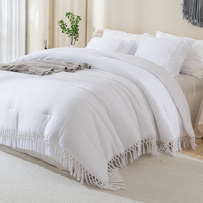 Andency White Comforter Set Queen, 3 Pieces Boho Tassel Lightweight Soft Bedding Comforter Sets, All Season Fluffy Fringe Bed Set (90x90In Comforter & 2 Pillowcases)