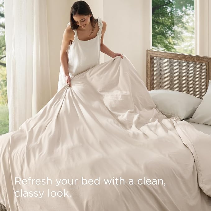 Bedsure Oat Milk Duvet Cover Queen Size Only - Prewashed Cotton-Like Polyester Extra Soft All Season Bedding, Includes 1 Duvet Cover 90x90 Inches with Zipper Closure, Comforter Not Included
