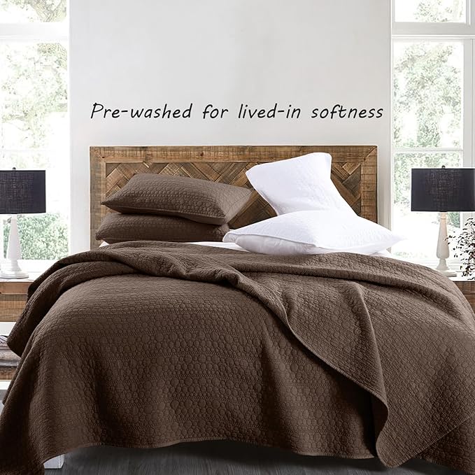 HORIMOTE HOME Quilt Set King Size Chocolate, Soft Lightweight Pre-Washed Microfiber Circle Stitches King Quilt Bedding Set, All Season Spring Summer Bedspread Coverlet, 2 Pillow Shams, 106x96 Inches