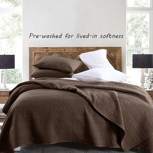 HORIMOTE HOME Quilt Set King Size Chocolate, Soft Lightweight Pre-Washed Microfiber Circle Stitches King Quilt Bedding Set, All Season Spring Summer Bedspread Coverlet, 2 Pillow Shams, 106x96 Inches