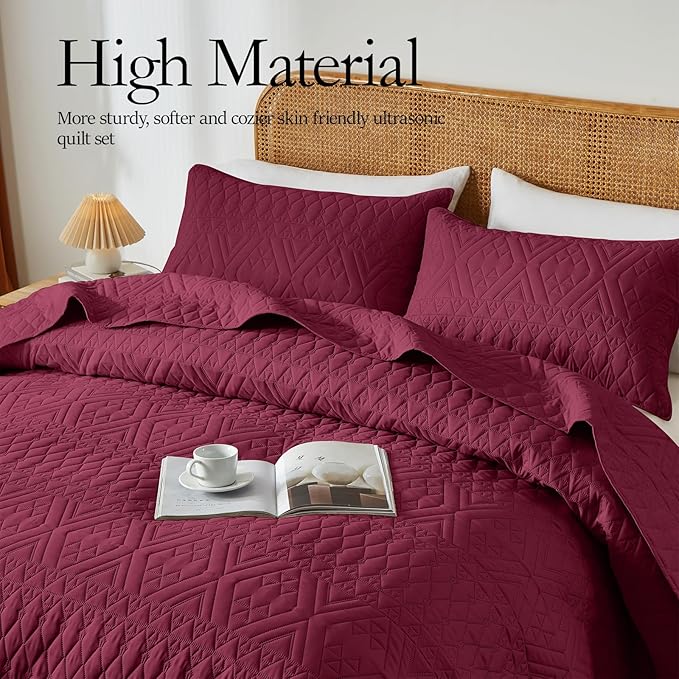 akkialla Twin Quilt Set, Burgundy Lightweight Microfiber Bedspread Coverlet, Boho Geometric Pattern, Soft All-Season Bedding, 2-Piece (1 Quilt, 1 Pillow Sham) | Breathable fabric, Modern style