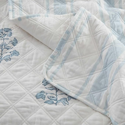 Martha Stewart - Queen Quilt Set, 100% Cotton Reversible Bedding Set, Incredibly Soft Feel for Year Round Comfort, 3 Piece Bed Set with Matching Pillowcases (Flower Block Print Blue)