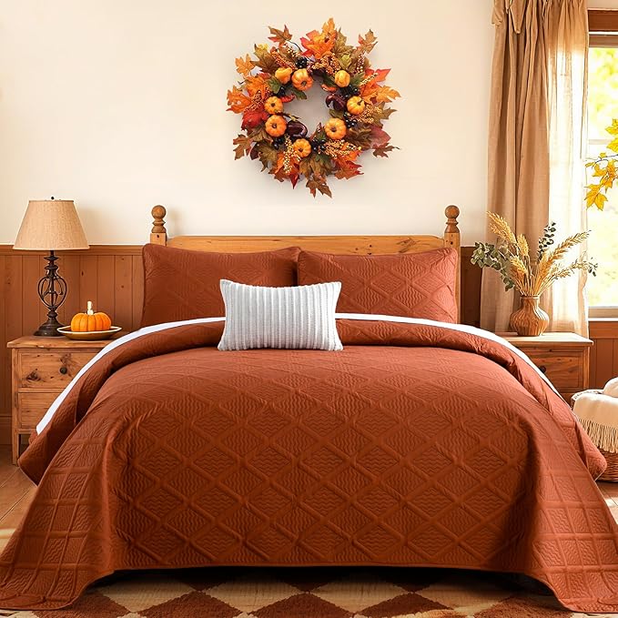 Yiran Burnt Orange Fall Quilt Set King Size Bedding Set Lightweight Bedspreads 3 Piece Soft Microfiber Terracotta Diamond Pattern Bed Coverlet for All Season with 2 Pillow Shams (106x96 Inch)