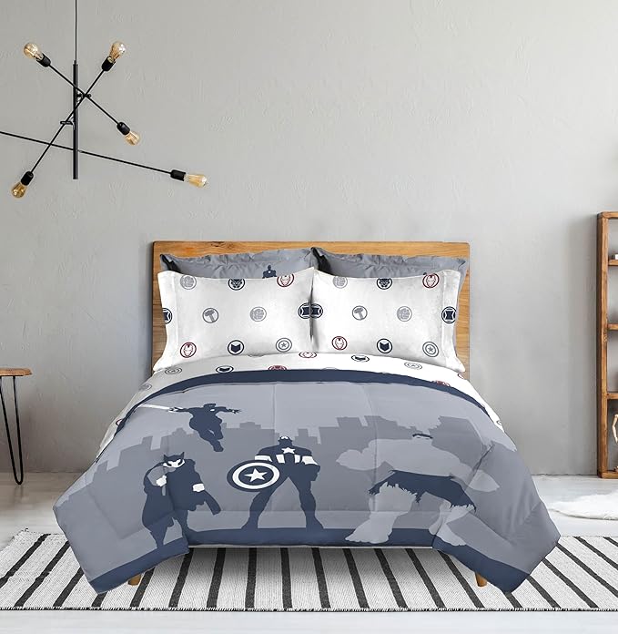 Jay Franco Marvel Avengers Queen Size Comforter Set - 7 Piece Bedding Includes Sheet Set & Pillow Covers - Super Soft Cozy Bedding with Captain America, Hulk, Iron Man and Thor