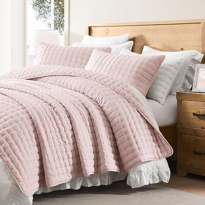 WDCOZY Pink Oversized California King Size Quilt Bedding Sets with Pillow Shams, Cal King Lightweight Soft Bedspread Coverlet, Quilted Blanket Thin Comforter Bed Cover, 3 Pieces, 118x106 inches