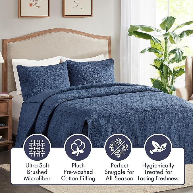 Madison Park Quebec Split Corner Quilted Bedspread Classic Traditional Design All Season, Lightweight, Bedding Set, Matching Shams, Queen, Damask Quilted Navy 3 Piece