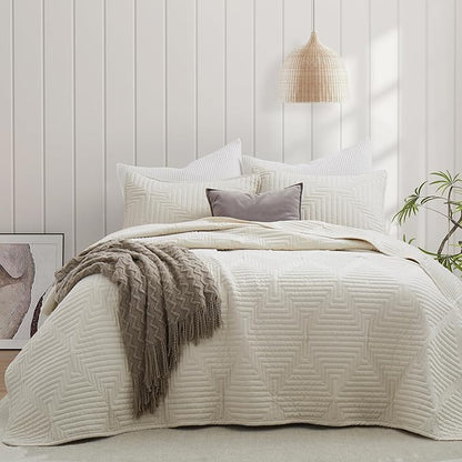 Oli Anderson King Quilt Set, Beige Lightweight Soft Bedspread Coverlet, Basket Weave Pattern Bedding, 3PCS Modern Geometric Stitching Textured Comforter Sets (1 Quilt and 2 Pillow Shams)