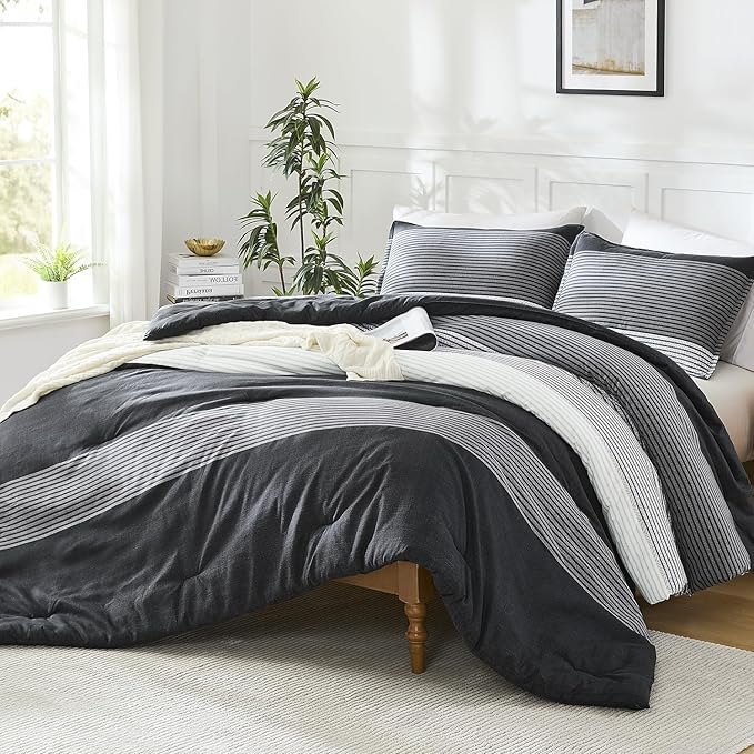 Litanika Comforter King Size Set Black White Grey - 3 Pieces Lightweight Bedding Comforter Set, Fluffy Down Alternative Comforter (1 Comforter, 2 Pillowcases)