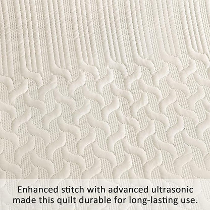 Yiran California King Size Beige Quilt Set Lightweight Oversized Bedspread Ultrasonic Wave Pattern Soft Microfiber Summer Coverlet Modern Style 3 Piece with 2 Pillow Shams (112x104 inch)