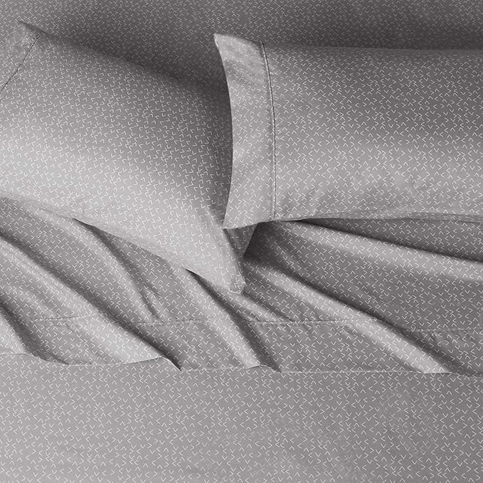 Amazon Basics Lightweight Wrinkle Free, Breathable Brushed Microfiber 4-Piece Bed Sheet Set with 14-Inch Deep Pockets, Full, Gray Arrows, Geometric