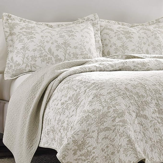 Laura Ashley - King Quilt Set, Soft Cotton Bedding with Reversible Design, Medium Weight for Year Round Use, 3 Piece Bed Set with Matching Pillowcases (Amberley Beige)