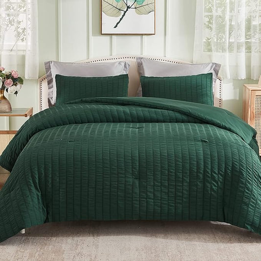 AveLom Dark Green Seersucker California King Comforter Set (104x96 inches), 3 Pieces-100% Soft Washed Microfiber Lightweight Comforter with 2 Pillowcases, All Season Down Alternative Bedding Set
