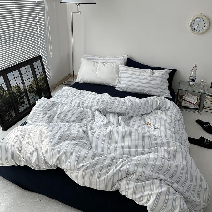 VM VOUGEMARKET Queen Comforter Set Washed Cotton Vertical Demin Blue and White Striped Bedding Set Lightweight & Breathable for All Seasons (1 Comforter and 2 Pillowcase)
