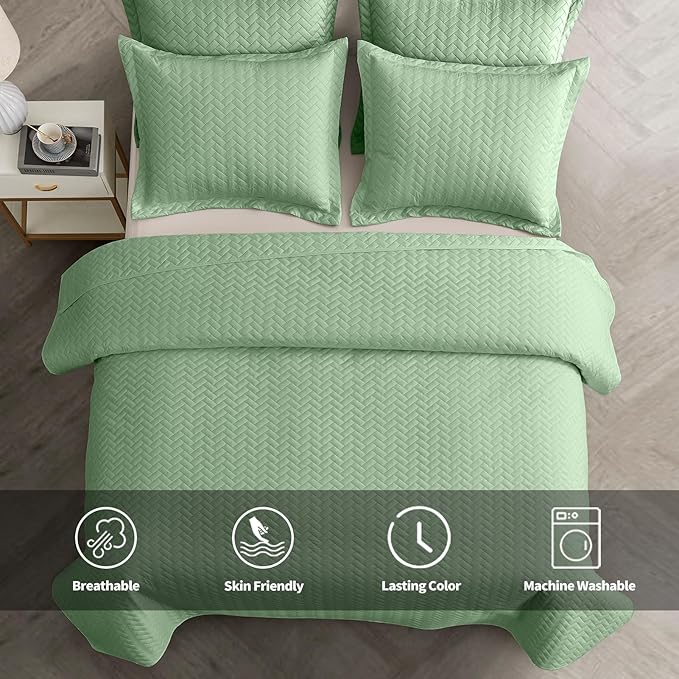 Maple&Stone Quilt Set Twin/Twin XL, Lightweight Mint Green Bedspread Ultrasonic Chevron Pattern Light Coverlet for All Season Comforter Bedding Decor - 2 Piece Twin Extra Long Bed Cover Sets