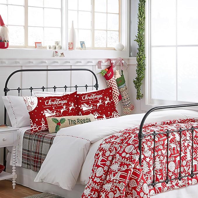 YIYEA Christmas Pillow Cases Queen Size Set of 2, Ultra Soft Double Brushed Microfiber Pillowcases Queen, Christmas Bed Pillow Covers, Fade Resistant, Easy Slip-On (20"x30")