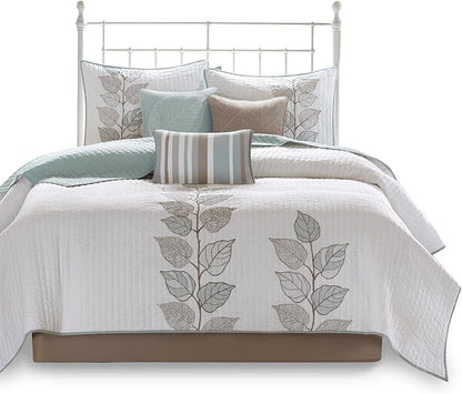 Madison Park Caelie Quilt Modern Classic Design All Season, Breathable Coverlet Lightweight Bedding Set, Matching Shams, Decorative Pillow, King/Cal King(104"x94"), Leaf Blue 6 Piece