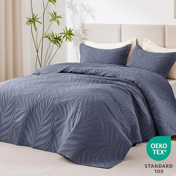 EXQ Home Quilt Set King Size Bluish Grey 3 Piece,Lightweight Soft Coverlet Modern Style Leaf Pattern Bedspread Set(1 Quilt,2 Pillow Shams)