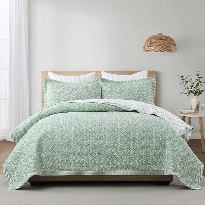 SahSahCasa Quilt Set Queen Size, 100% Cotton Quilt Bedding Set Bedspread, Botanical Pattern Solid Color Chic Lightweight Quilted Comforter for Queen Bed, White/Green, All Season, 3 Pieces
