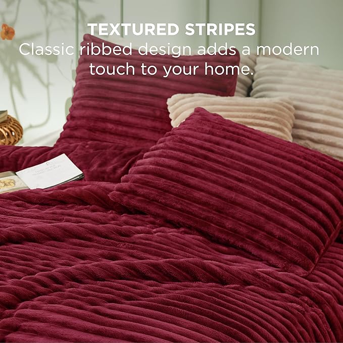 Bedsure Comforter Set Queen Size - GentleSoft™ 3 Pieces Double-Side Fleece Fluffy Dark Red Comforter Set, Cozy Striped Room Decor Aesthetic, Luxury Bedding Queen Size, 2 Pillowcases, 90x90 Inches