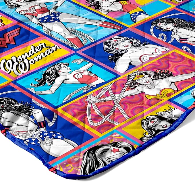 Northwest Warner Bros Wonder Woman Wonder Pop Quilted Throw Blanket, Comfy Throw, Adults Boys Girls, Soft Lightweight Bedding for Bed, or Couch, 60 x 80 inches