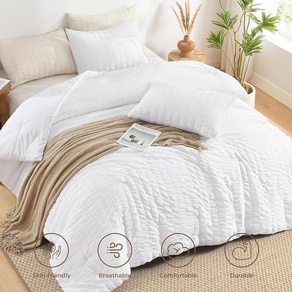 AveLom Seersucker White Comforter Set Full, 3 Pieces- 100% Soft Washed Microfiber Lightweight Comforter with 2 Pillowcases, All Season Down Alternative Bedding Set (80x90 inches)