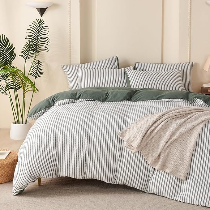 Comforter Set King Size Green Soft Luxury Washed Microfiber Jacquard 3 Pieces Bedding Set, White Green Vertical Ticking Stripes Pattern Comforter with 2 Pillowcases Breathable Durable Comfy