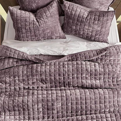 RECYCO Luxury Velvet Quilt Set Full Queen Size Bedding Sets, Ultra Soft Velvet Comforter Set, Lightweight Channel Box Stitch Oversized Bedspread Coverlet for All Season, with 2 Shams, Purple