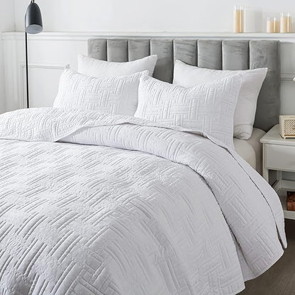 California Oversized Quilt King Size Bedding Sets with Pillow Shams, White Lightweight Soft Bedspread Coverlet, Cal Super Quilted Blanket Thin Comforter Bed Cover for All Season, 118x106 inches