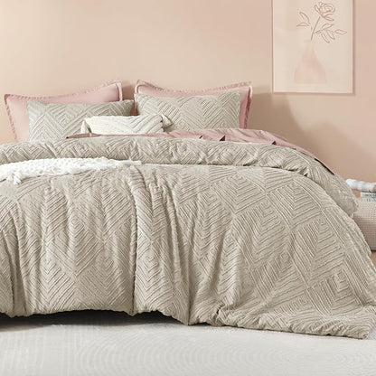 Litanika Oatmeal Oversized King Size Comforter, 3 Pieces Tufted Boho Farmhouse Bedding Comforter Sets, Lightweight Fluffy Bed Set for All Season (120x98In Comforter and 2 Pillowcases)