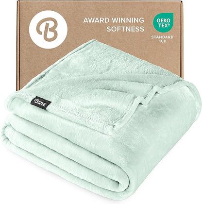 Bare Home Fleece Blanket - Twin/Twin Extra Long - Ultra-Soft Lightweight for Bed, Sofa, and Couch - Luxury Microplush - Cozy Warm Blanket (Twin/Twin XL, Spring Mint)