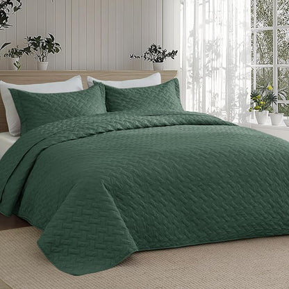 Bedsure Quilts King Size - Lightweight Bedspreads King Size with Basket Weave Pattern, Soft Quilt Bedding Set, Dark Green Comforter Set Coverlet for All Seasons with 2 Pillow Shams (106" x 96") | Skin-Friendly Soft, All-Season Comfort, Breathable, Ligh...