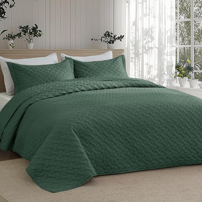 Bedsure Quilts Twin Size - Lightweight Bedspreads Twin Size with Basket Weave Pattern, Soft Quilt Bedding Set, Dark Green Comforter Set Coverlet for All Seasons with 1 Pillow Sham (68" x 86") | Skin-Friendly Soft, All-Season Comfort, Breathable, Lightw...