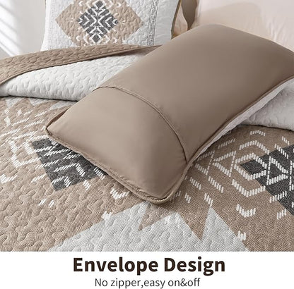 Dintszyayue Full Size Quilt Set Boho,3 Piece Khaki Aztec Texture Bedspread Coverlet Set Soft Lightweight Bedding Set Geometric Bohemian Bedspread with 2 Pillowcases(Khaki,78"x90")
