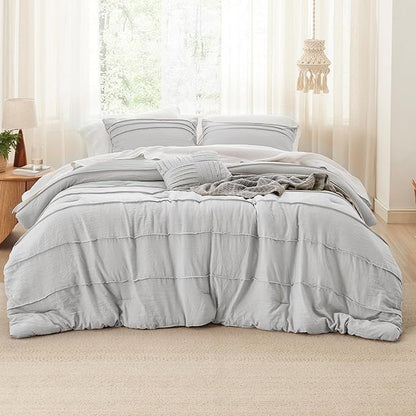 Bedsure California King Comforter Set - 4 Pieces Pinch Pleat Bed Set, Light Grey Boho Bedding for All Season, 1 Soft Comforter, 2 Pillowcases, 1 Decorative Pillow