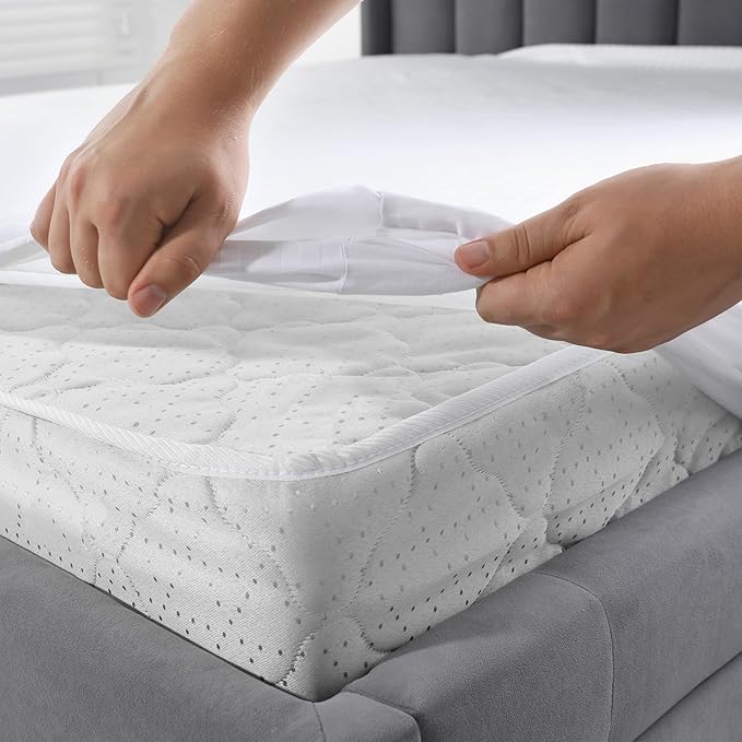 Levinsohn FRE111WHIT02 100% Vinyl Hypoallergenic, Fresh Ideas Waterproof Mattress Protector, Full White