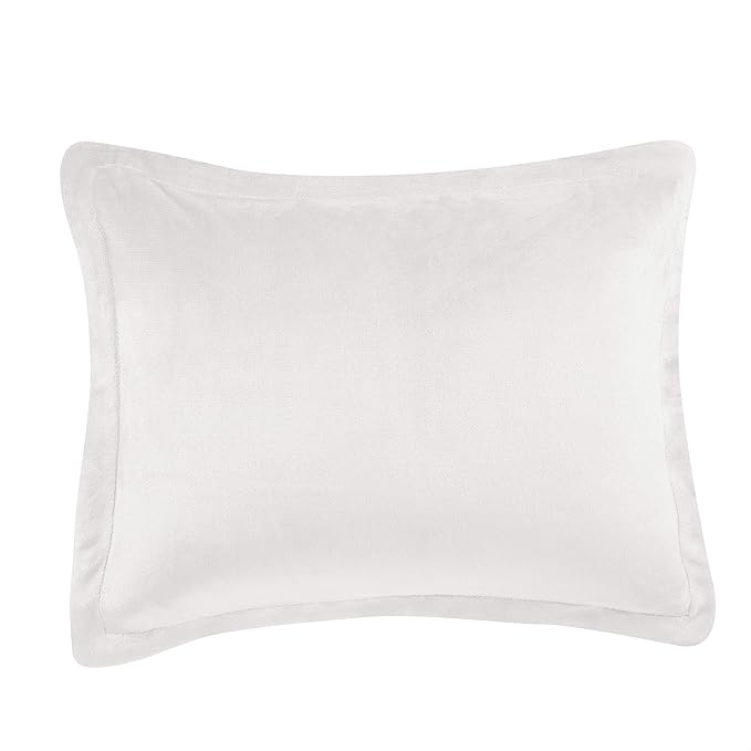 Amazon Basics 3 Piece Bedding Set, Micromink Sherpa, Ultra-Soft, Warm All Season Comforter, King, Cream, Solid