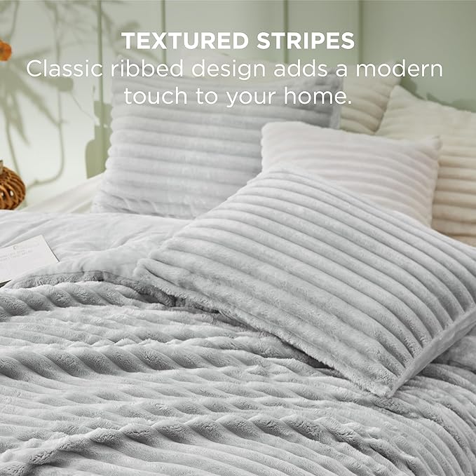 Bedsure Twin/Twin XL Size Comforter - GentleSoft™ 2 Pieces Double-Side Fleece Fluffy Light Grey Comforter Set, Cozy Striped Room Decor Aesthetic Luxury Twin Bedding Sets, 1 Pillowcase, 68x88 Inches