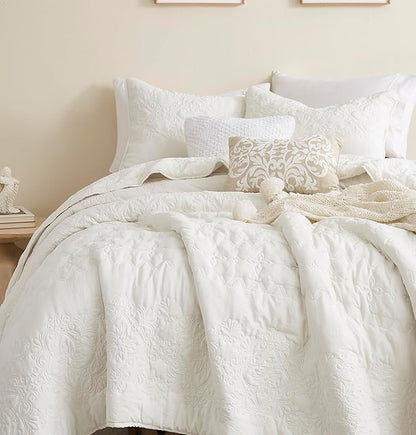 Boho Ivory Quilt King Size Bedding Sets with Pillow Sham, Bohemian Lightweight Soft Bedspread Coverlet, Cream Farmhouse Floral Vintage Thin Comforter Bed Cover for All Season, 3 Pieces, 104x90 inches