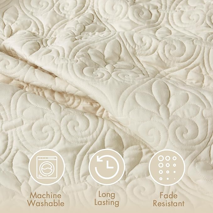 Madison Park Quebec Split Corner Quilted Bedspread Classic Traditional Design All Season, Lightweight, Bedding Set, Matching Shams, King, Damask Quilted Cream 3 Piece