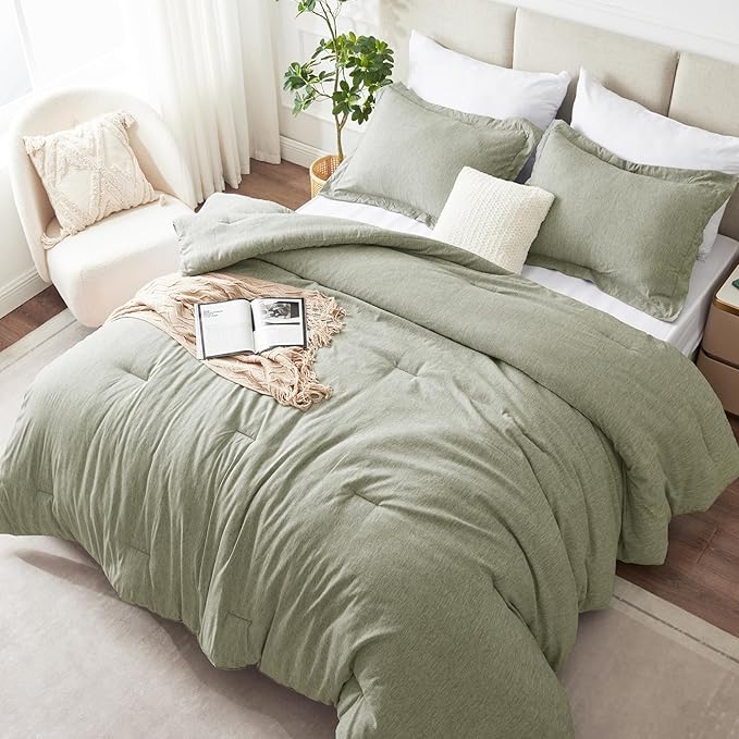 CozyLux King Size Comforter Set, 3 Pieces Olive Green Soft Luxury Cationic Dyeing Comforter King Size Bedding Set, Breathable Lightweight Bed Sets with 1 Down Alternative Comforter and 2 Pillow Shams
