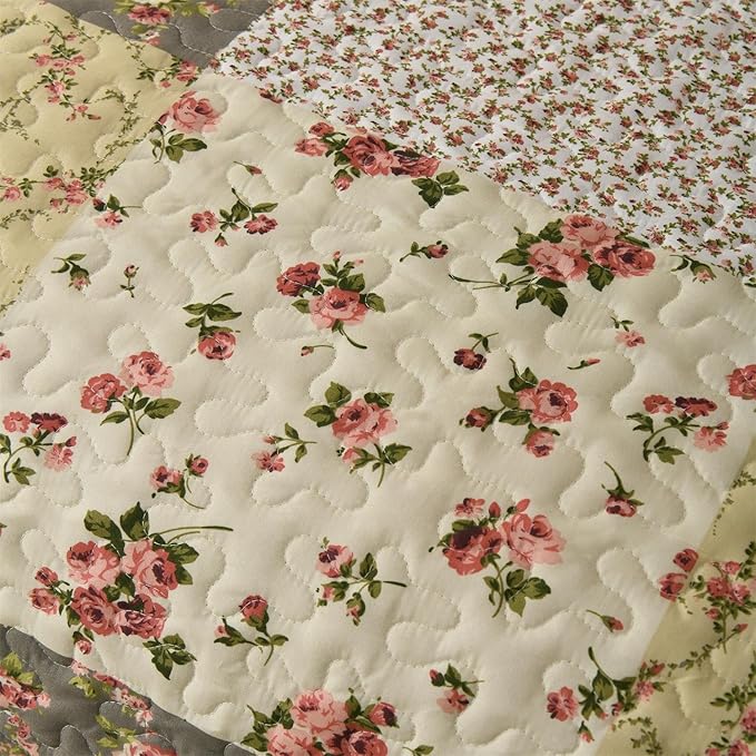 Summer Floral King Quilted Bedspread,Romantic Beige Quilt Set,Reversible Stitched Bedding Cover All Season,Soft Lightweight Coverlet with Pillow Cases (Ivory&Pink, King(102"x90"))