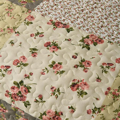 Summer Floral Queen Quilted Bedspread,Romantic Beige Quilt Set,Reversible Stitched Bedding Cover All Season,Soft Lightweight Coverlet with Pillow Cases (Lvory&Pink, Queen90 x90)