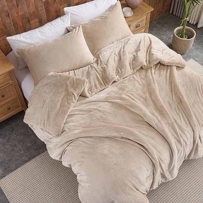 Wajade Full Size Comforter Set- 3 Pieces Khaki Bed in A Bag for All Seasons Bedding Set with 1 Comforters and 2 Pillowcases | All Seasons
