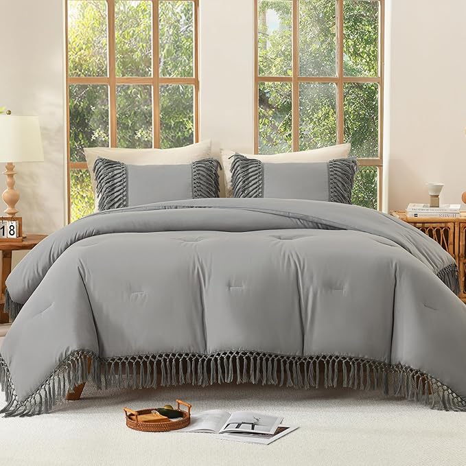 Andency Queen Comforter Set Medium Grey, 3 Pieces Boho Lightweight Fall Bedding Comforter Sets, Tassel Bed Set (90x90In Comforter & 2 Pillowcases)