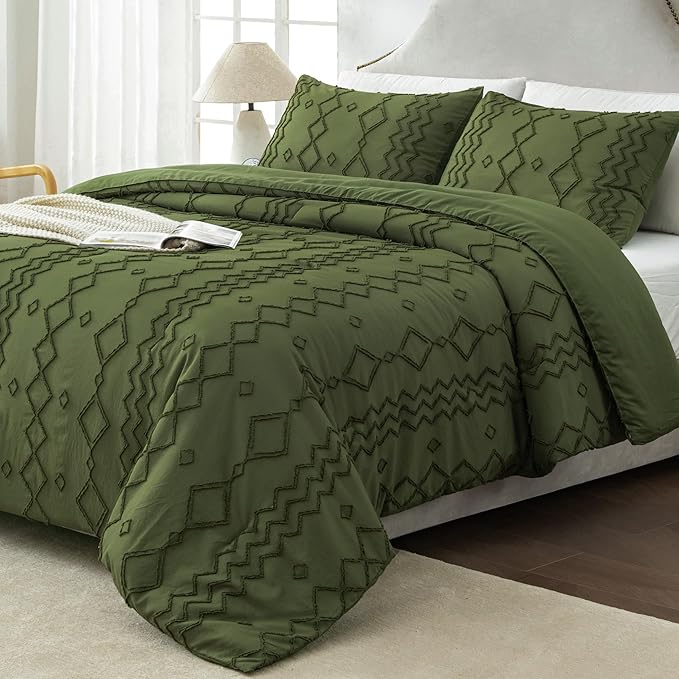Andency Olive Green Tufted Comforter Set California King(104x96Inch), 3 Pieces(1 Boho Comforter, 2 Pillowcases) Textured Farmhouse Comforter, Soft Microfiber Down Alternative Geometric Comforter Set