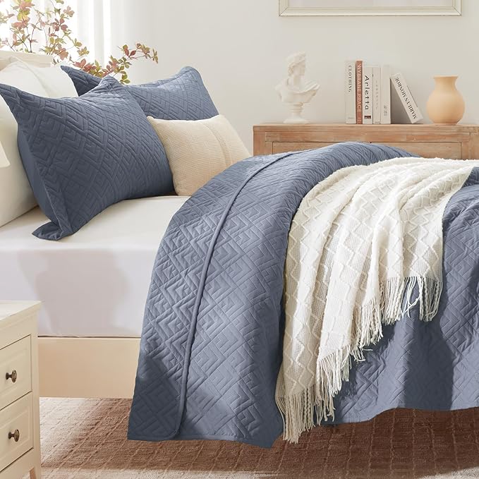 EXQ Home Quilt Set Twin Size Blue 2 Piece,Lightweight Soft Coverlet Modern Style Squares Pattern Bedspread Set for All Season(1 Quilt,1 Pillow Sham)