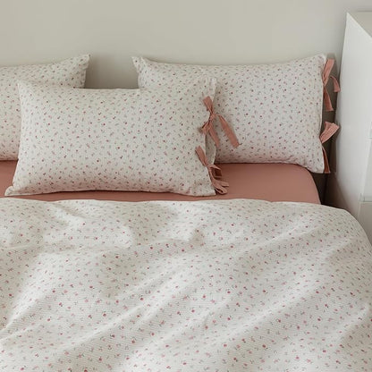 VM VOUGEMARKET White Pink Comforter Set Full with Flower Stripes Prints,1 Fluffy Comforter with 2 Pillowcases Soft Comfy Bedding Comforter Set for All Seasons-80 x90