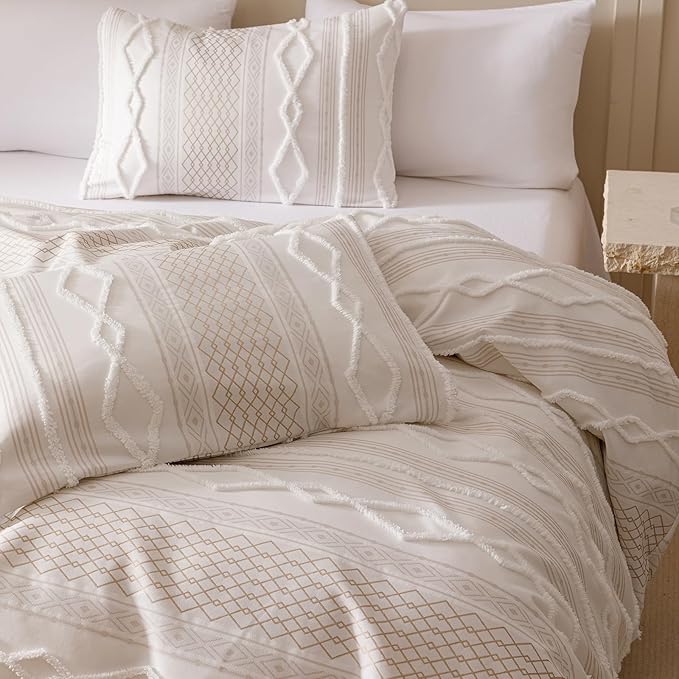 CLOTHKNOW Ivory Bohemian Queen Comforter Set Jacquard Stripes Bedding Comforter Sets Farmhouse White Comforters with 2 x Pillow Cases